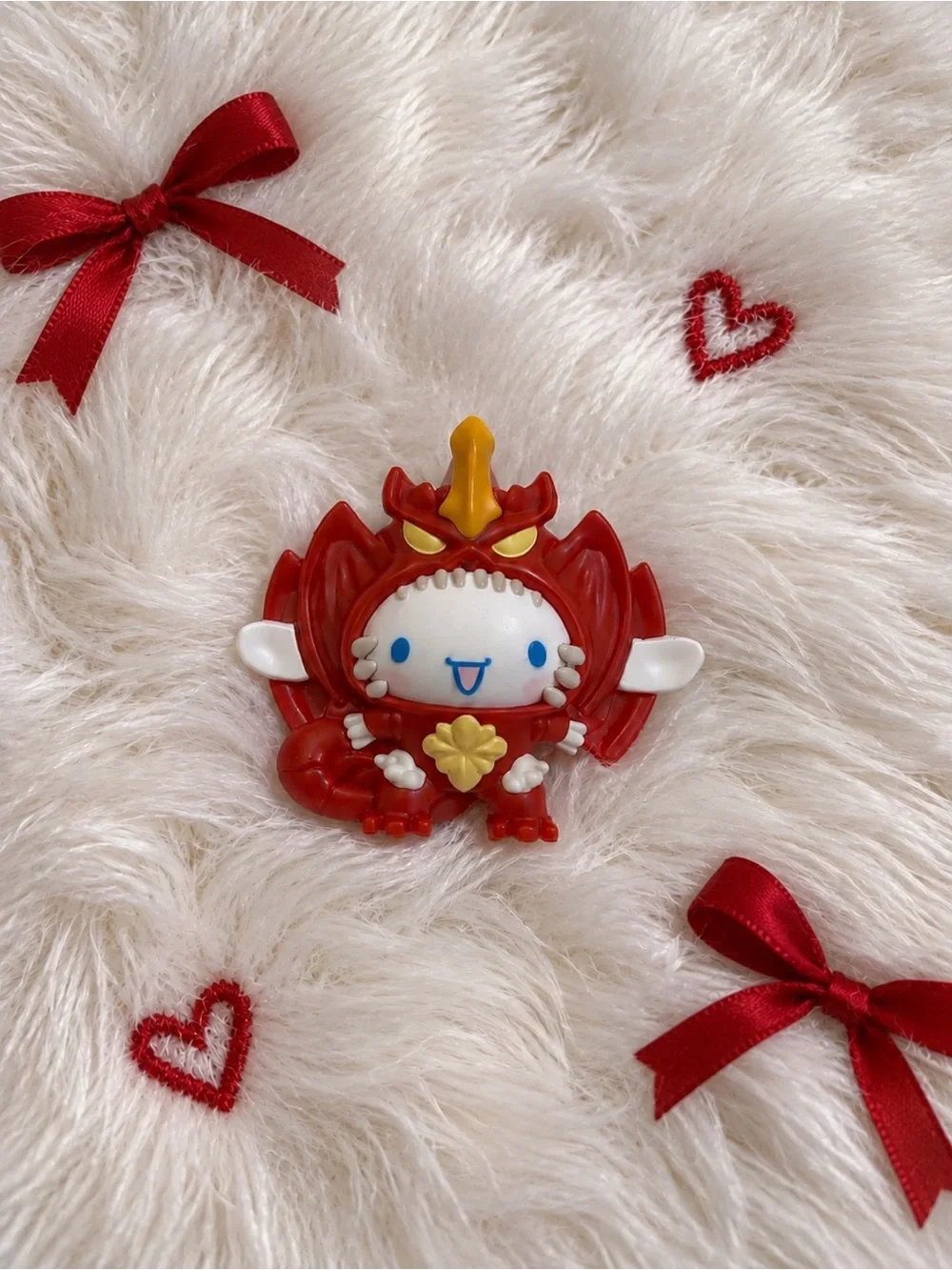 Sanrio Cinnamoroll x Destoroyah Collectible Figure ❤️